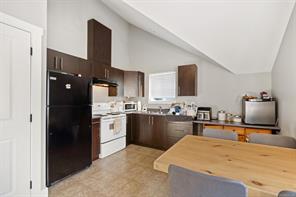 1221 Freshwater Cres — listing photo 36 of 38