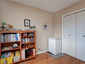 202-7070 West Saanich Rd — listing photo 16 of 28