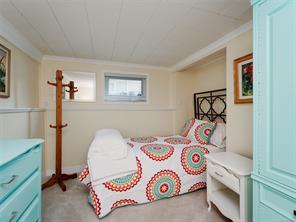 530 Dumeresq St — listing photo 18 of 46