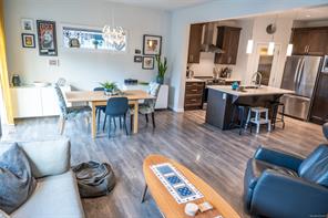 398 Bonaparte St — listing photo 16 of 54