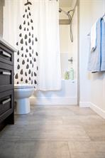 398 Bonaparte St — listing photo 29 of 54
