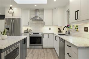2302 Towerview Cres — listing photo 25 of 96
