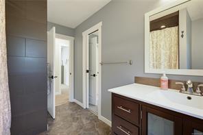 2302 Towerview Cres — listing photo 45 of 96