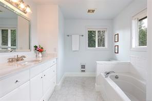 485 Southwind Rd — listing photo 40 of 69
