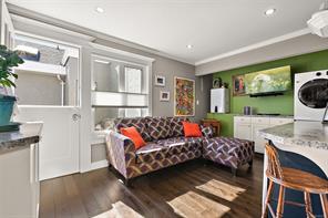 1111 Caledonia Ave — listing photo 20 of 34
