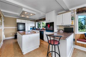 6693 Genoa Bay Rd — listing photo 23 of 99