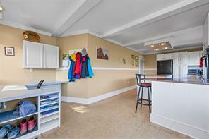 6693 Genoa Bay Rd — listing photo 24 of 99