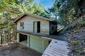 6693 Genoa Bay Rd — listing photo 57 of 99
