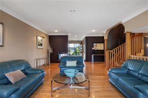 725 Thulin St — listing photo 23 of 73