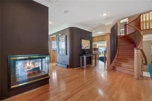 725 Thulin St — listing photo 26 of 73