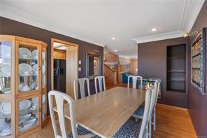 725 Thulin St — listing photo 29 of 73