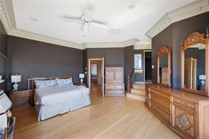 725 Thulin St — listing photo 39 of 73