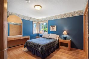725 Thulin St — listing photo 46 of 73