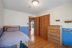 725 Thulin St — listing photo 49 of 73