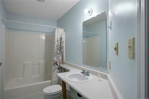 725 Thulin St — listing photo 61 of 73