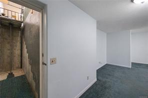 725 Thulin St — listing photo 62 of 73