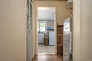 2357 Barclay St — listing photo 19 of 32