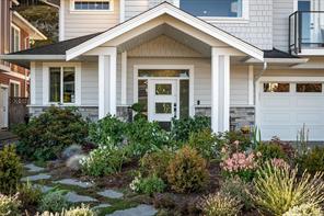 $1,225,000 - 5641 Linley Valley Dr<br>Nanaimo, British Columbia, V9T 0K1