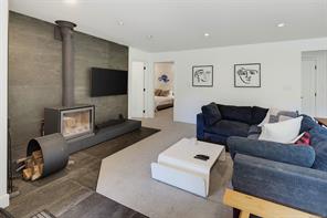 685 LOST LAKE Rd — listing photo 31 of 65
