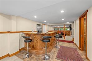 3742 James Cres — listing photo 43 of 56