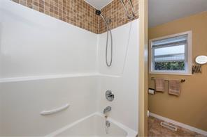 3060 George St — listing photo 27 of 46