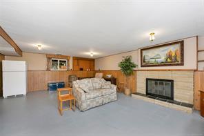 3060 George St — listing photo 34 of 46