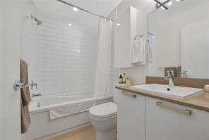 516-517 Fisgard St — listing photo 21 of 50