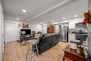 2563 Brookfield Dr — listing photo 48 of 57