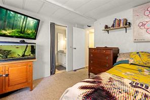 2205 4th St — listing photo 18 of 28