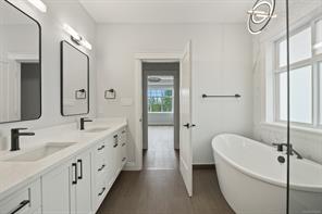 1601 Crown Isle Blvd — listing photo 19 of 44