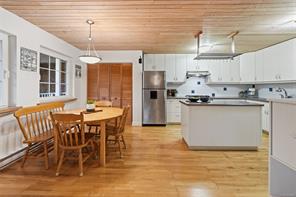 1973 Harlequin Cres — listing photo 19 of 36