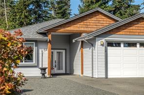 13 100 McPhedran Rd, Campbell River