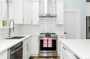 13-100 McPhedran Rd — listing photo 16 of 49