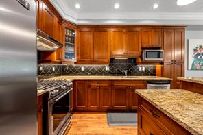 511-3666 Royal Vista Way — listing photo 38 of 52