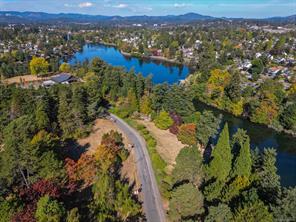 505-1075 Tillicum Rd — listing photo 38 of 41