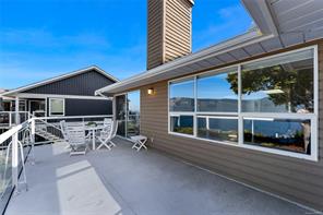 3673 Arbutus Dr — listing photo 17 of 85