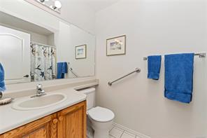 3673 Arbutus Dr — listing photo 39 of 85