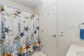 3673 Arbutus Dr — listing photo 40 of 85