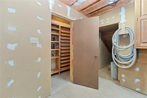 3673 Arbutus Dr — listing photo 58 of 85