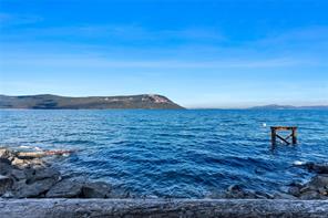 3673 Arbutus Dr — listing photo 77 of 85