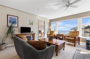 303-350 South Island Hwy — listing photo 21 of 49