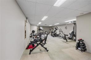 303-350 South Island Hwy — listing photo 31 of 49