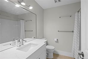 647 Temple St — listing photo 42 of 90