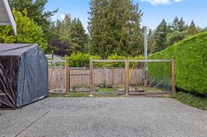 647 Temple St — listing photo 63 of 90