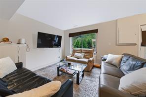 1001 Timberwood Dr — listing photo 21 of 42