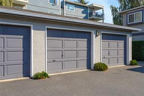 7-9855 Resthaven Dr — listing photo 29 of 31