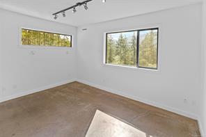 370 Baker Rd — listing photo 22 of 52