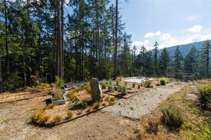 370 Baker Rd — listing photo 29 of 52