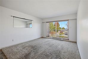 304-266 Hirst Ave — listing photo 17 of 28