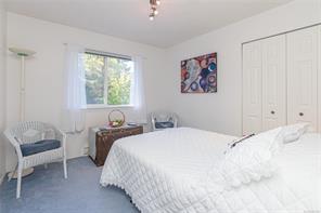 4525 Lambourn Dr — listing photo 28 of 53